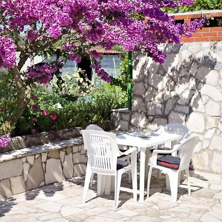 Fei Fei Apartments 2 Račišće Buitenkant foto