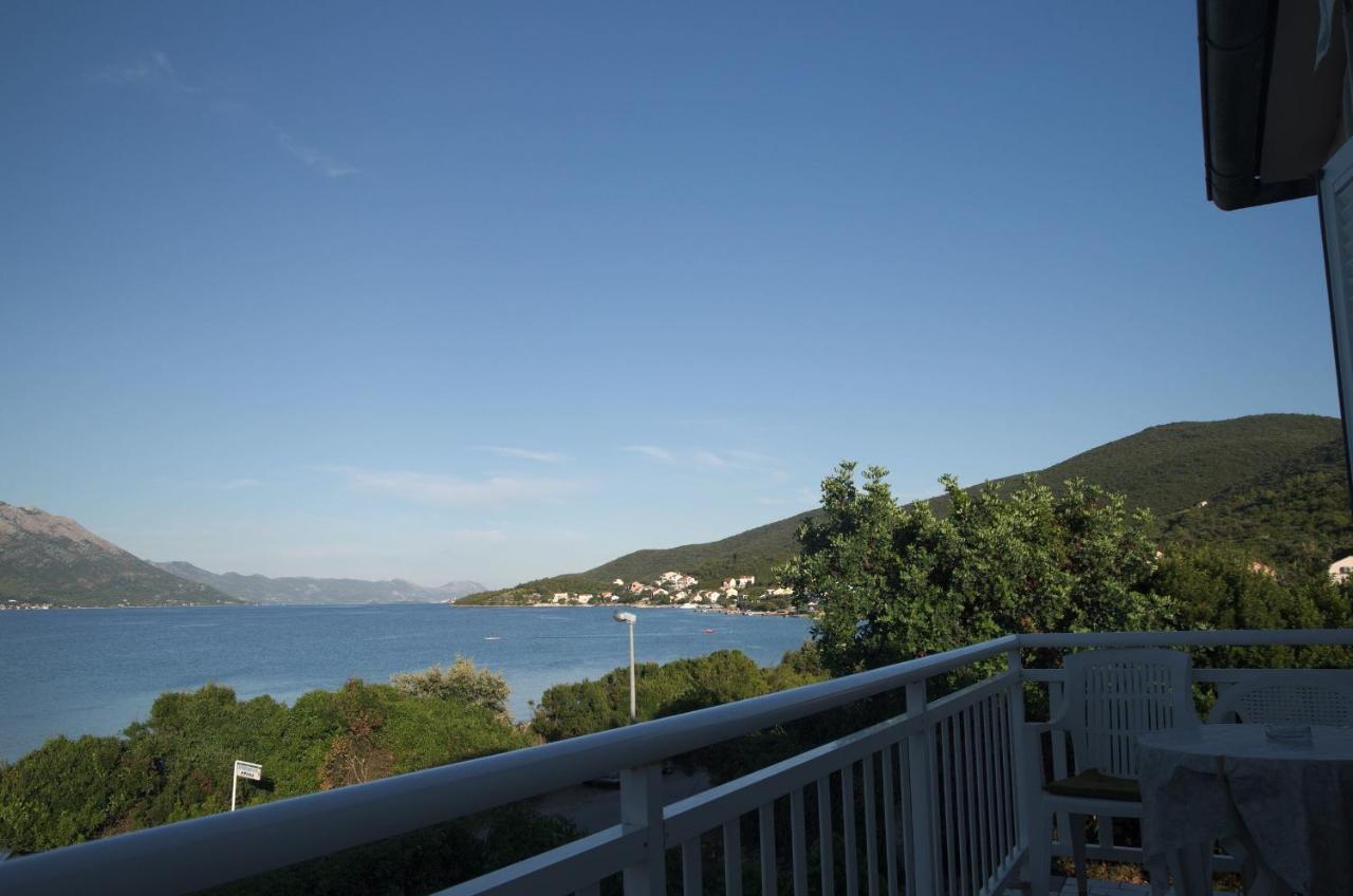 Fei Fei Apartments 2 Račišće Buitenkant foto